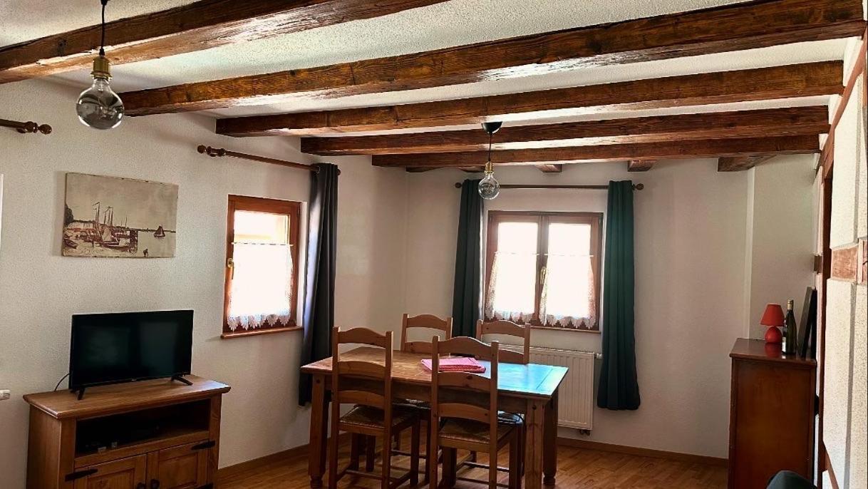 Les Gites De La Poterne Rouffach Exterior foto
